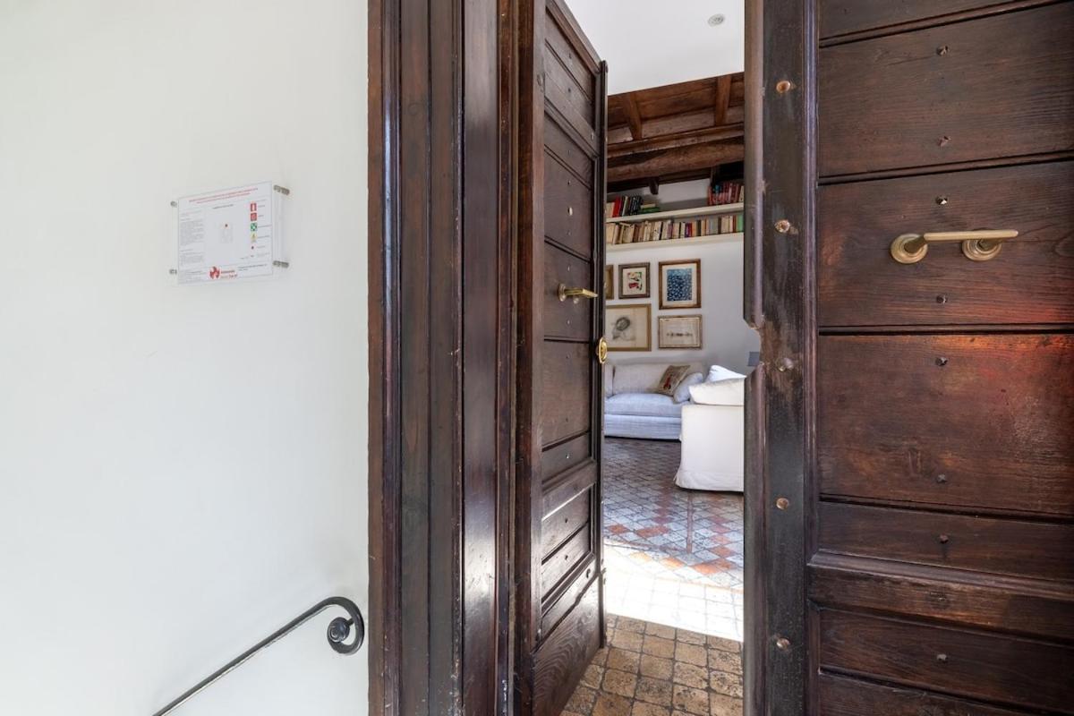 Nostromondo Prestigious 2 Bedrooms Domus In Forum Area Rom