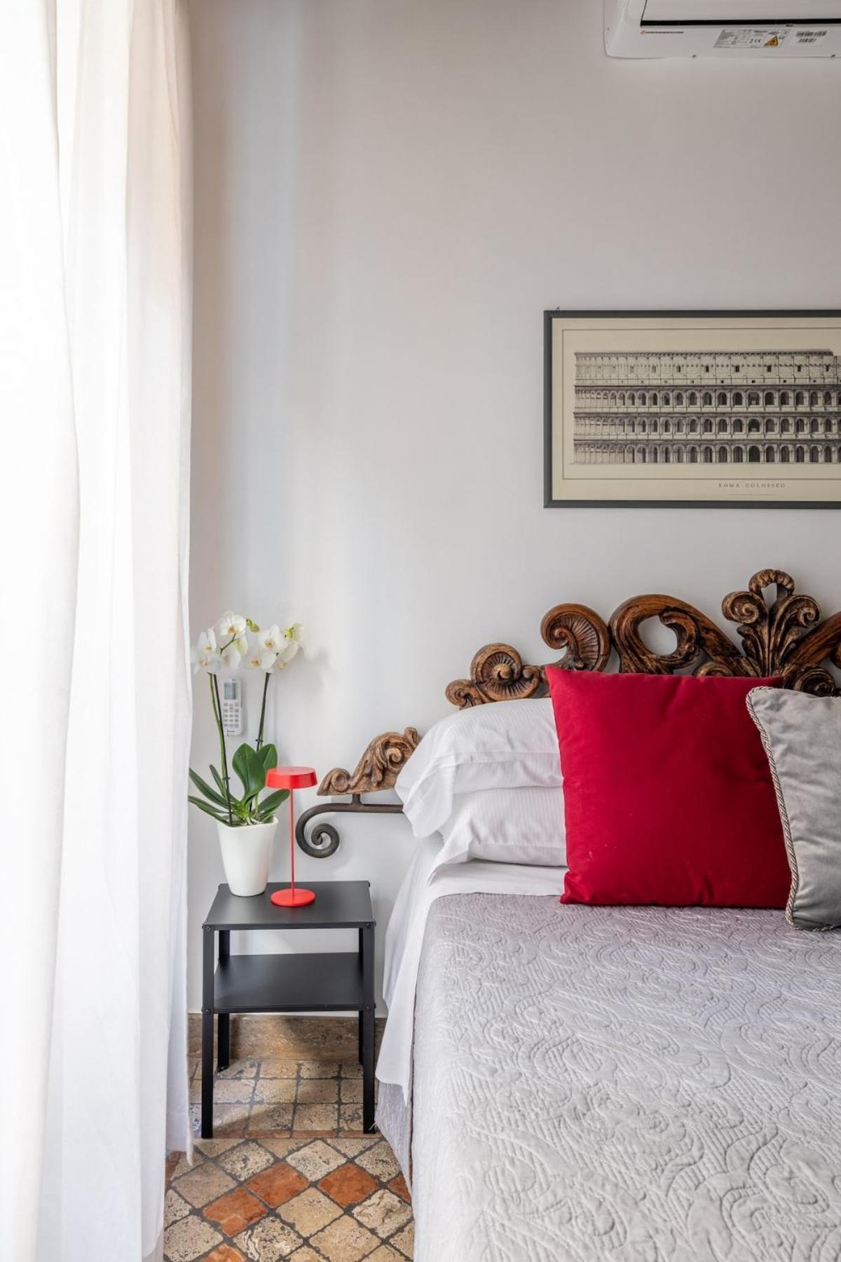 Nostromondo Prestigious 2 Bedrooms Domus In Forum Area
