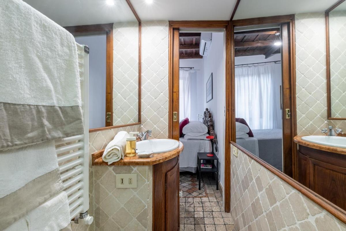 Nostromondo Prestigious 2 Bedrooms Domus In Forum Area