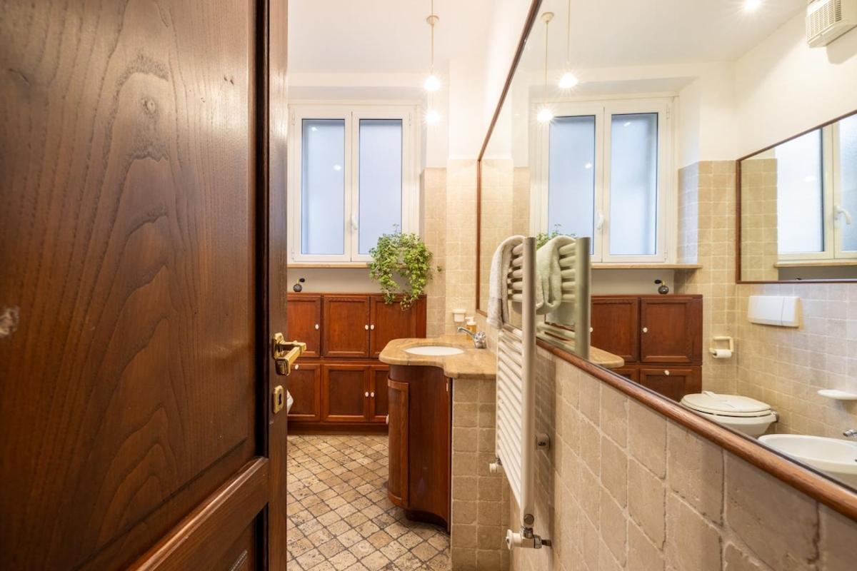 Apartment Nostromondo Prestigious 2 Bedrooms Domus In Forum Area