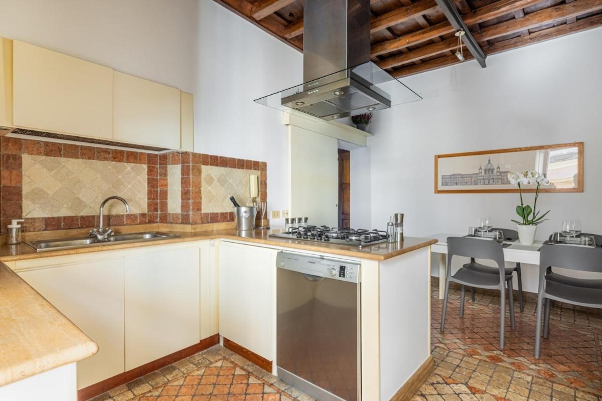 Nostromondo Prestigious 2 Bedrooms Domus In Forum Area Apartment